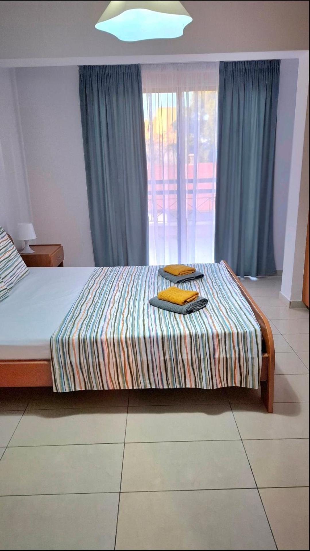 By The Way Apartment 1 Larnaca Exterior photo